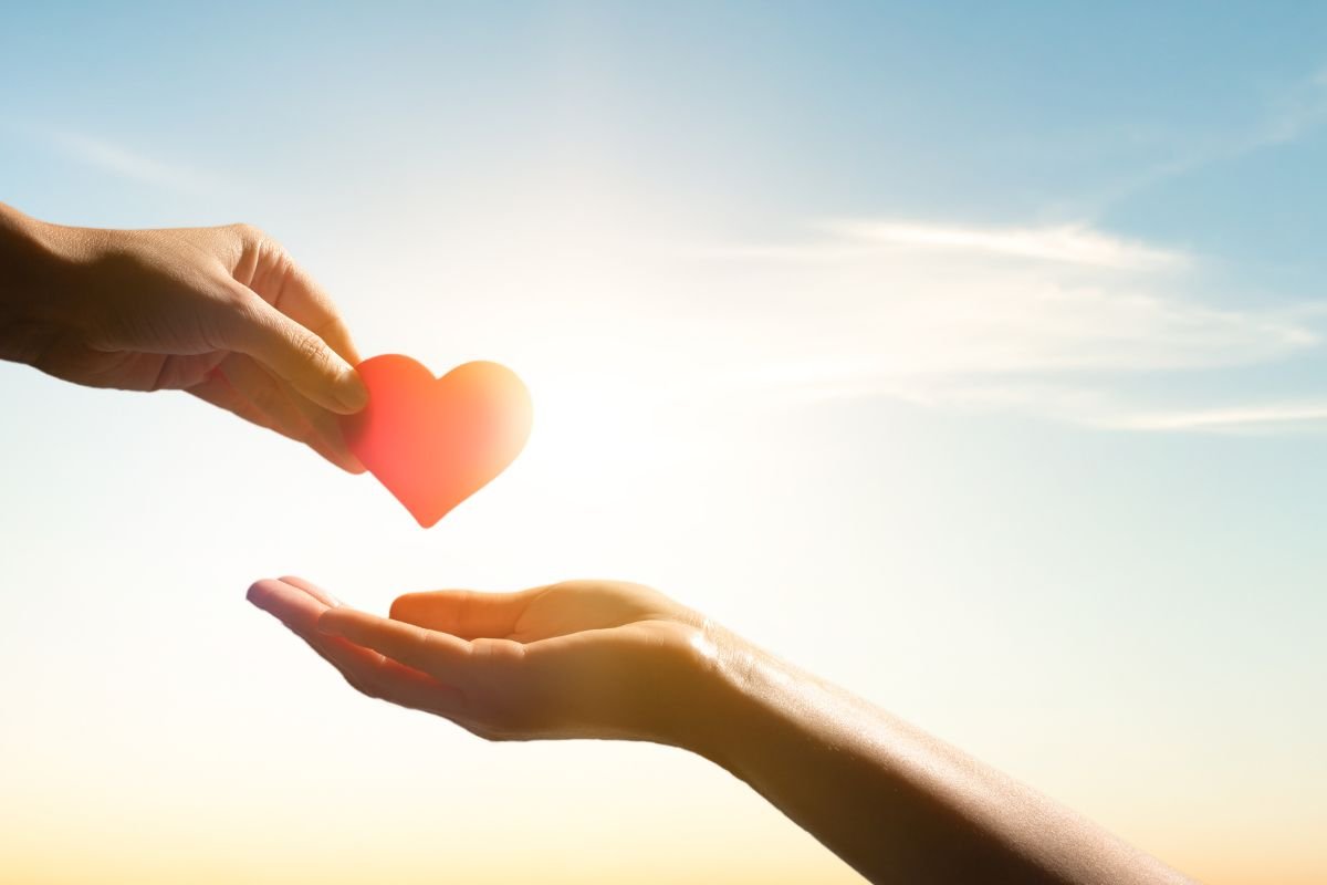 You are currently viewing The Power of Charity: A Small Act with a Big Impact